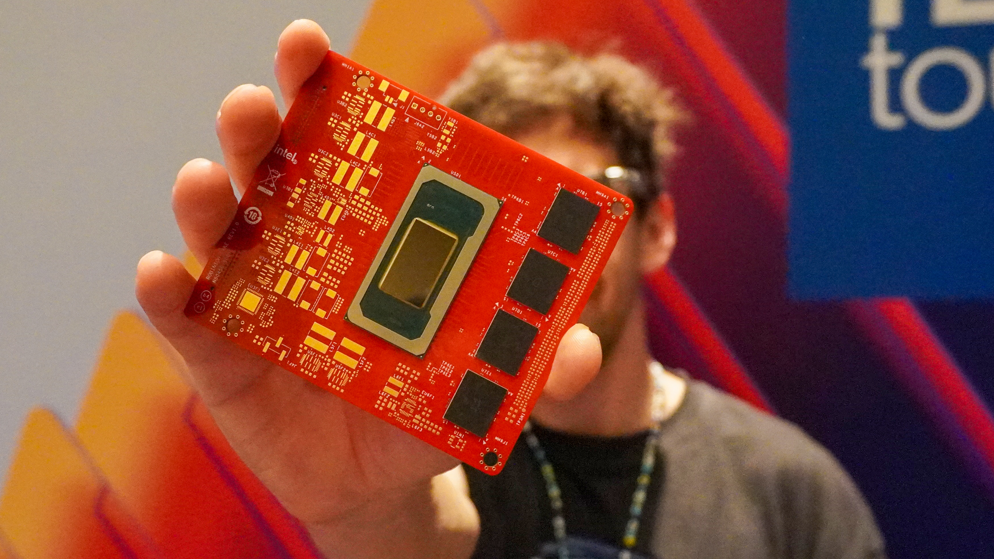 Intel Arc G3 Extreme Leaks: 12 Xe Cores, 14-Core CPU, Coming for the Z2 Extreme at Computex